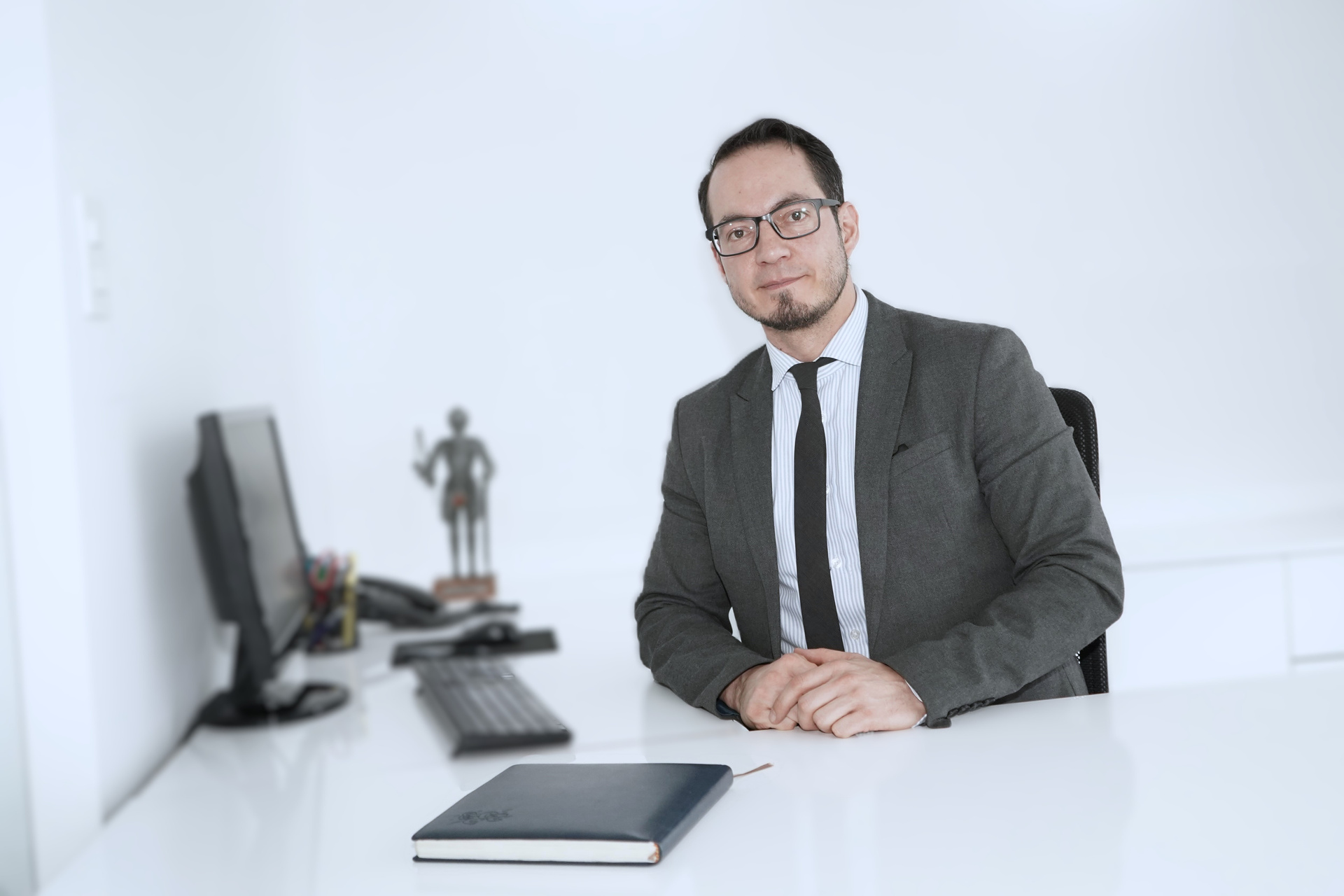 Dr. David Maldonado Viteri