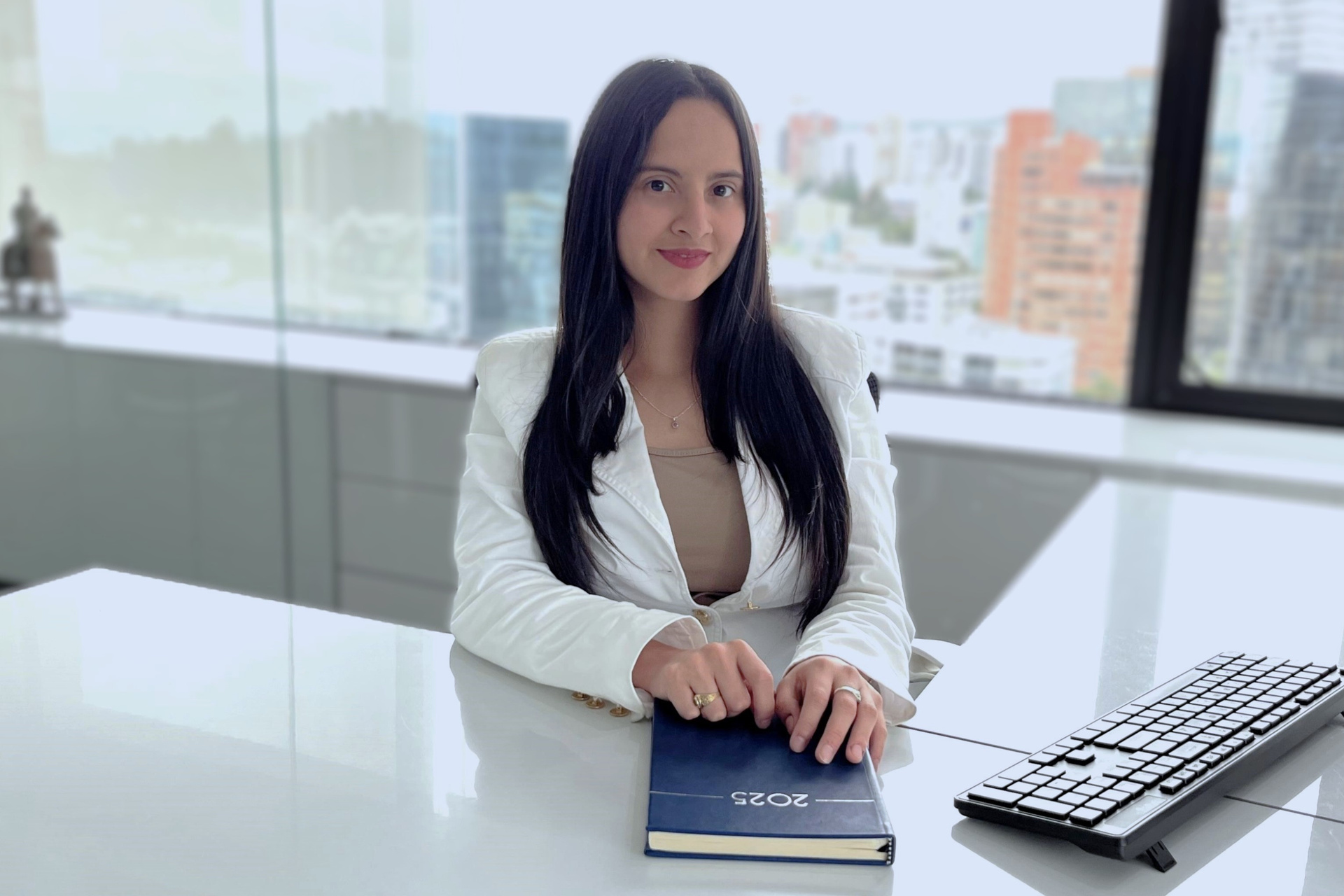 Ab. Karla Padilla